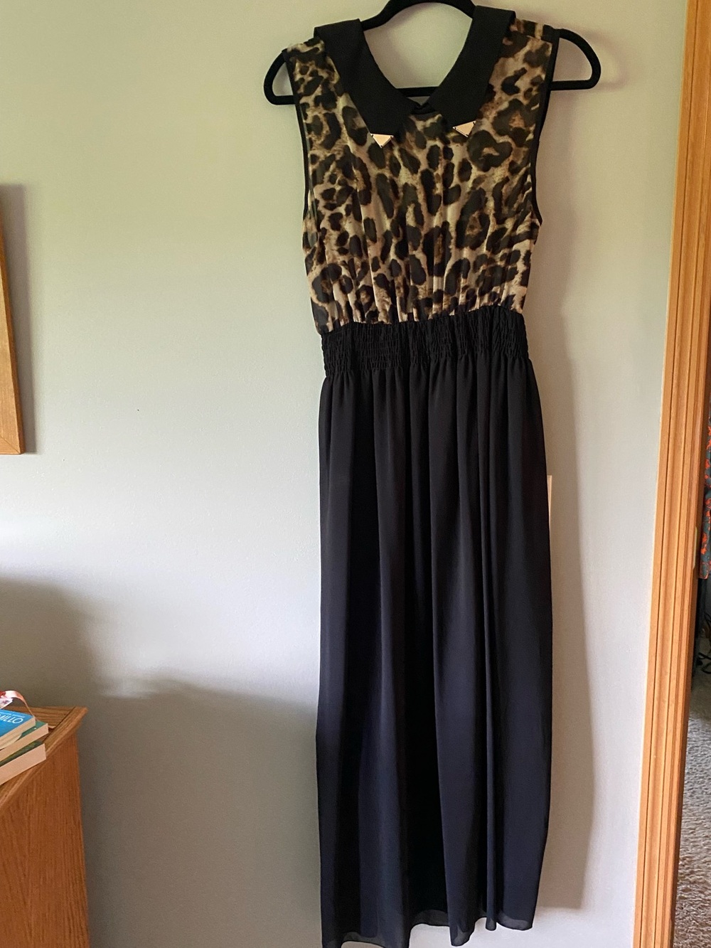 Sleeveless Dress with Leopard Print Bodice and Black Skirt